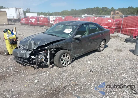 2005 Toyota Camry Xle z USA, uszkodzony, nr VIN 4T1BE32K15U968064